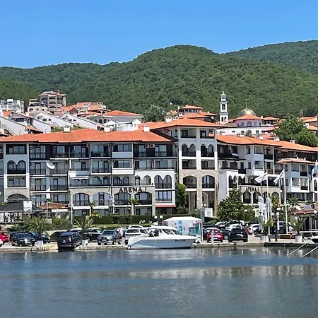Beachfront With Garden At Venid Sandy - Marina Dinevi View * سفيتي فلاس