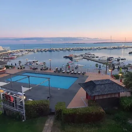 Apartmán Beachfront With Garden At Venid Sandy - Marina Dinevi View Sveti Vlas