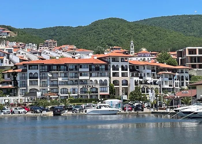 Marina Dinevi View * Sveti Vlas